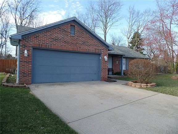 3rd image of 1658 Park Terrace Ct