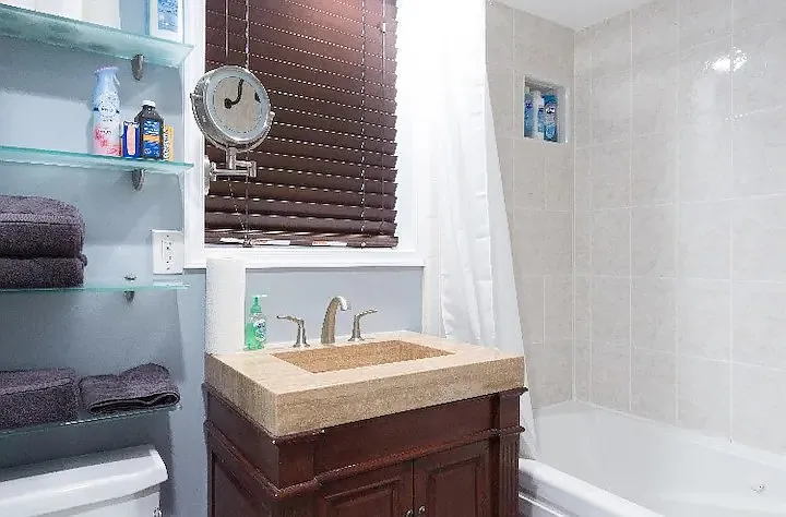 632 Constitution Ave NE #1 — Photo 1