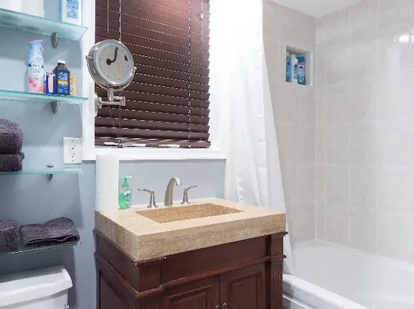 632 Constitution Ave NE APT 1, Washington, DC 20002