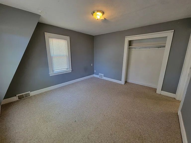 1444 S Bend Ave — Photo 25