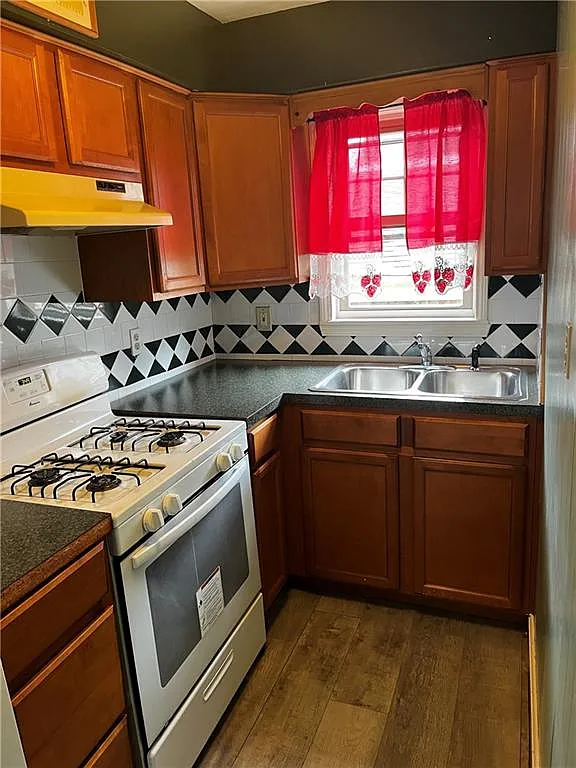 1 bed, 1.0 bath, 912 sqft, $1,550 — Photo 4