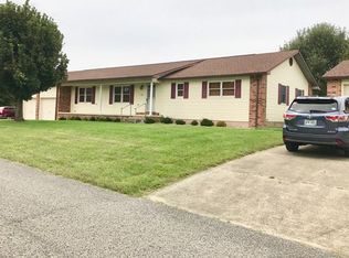 1017 Daisy Ln, Louisa, KY 41230