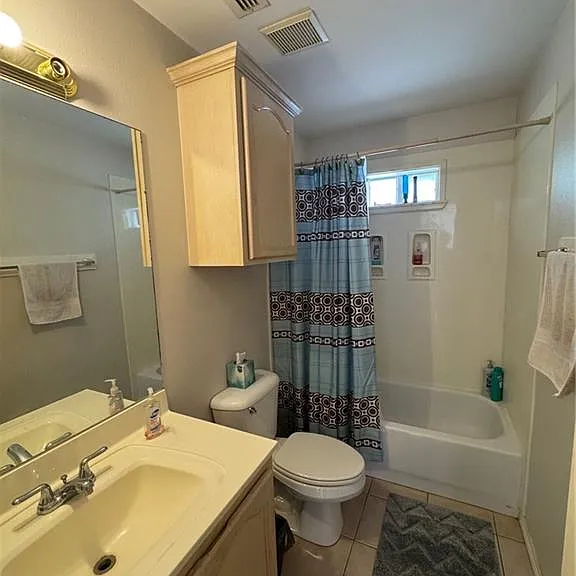 1500 Prosperity Dr #B — Photo 5