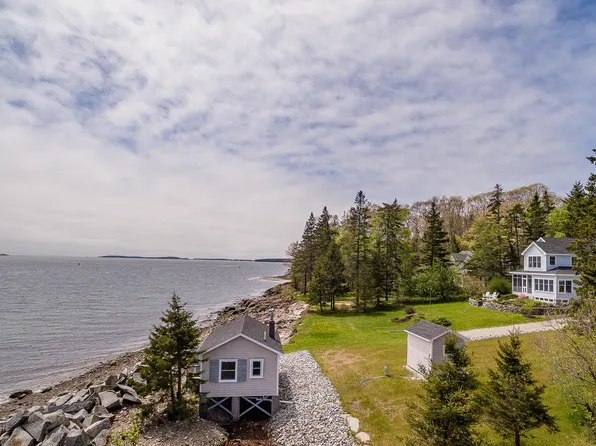 13,14,16, 18 Beach Street, Owls Head, ME 04854