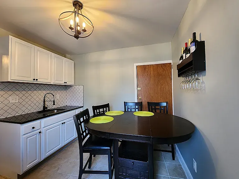 80 Mountain Way #2 — Photo 1