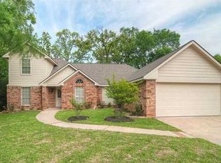 2108 Rivendell Ct, Bryan, TX 77807