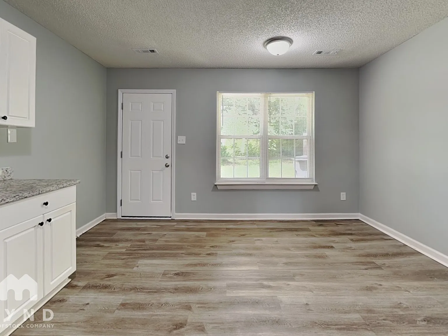 3 bed, 2.0 bath, 1125 sqft, $1,785 — Photo 4