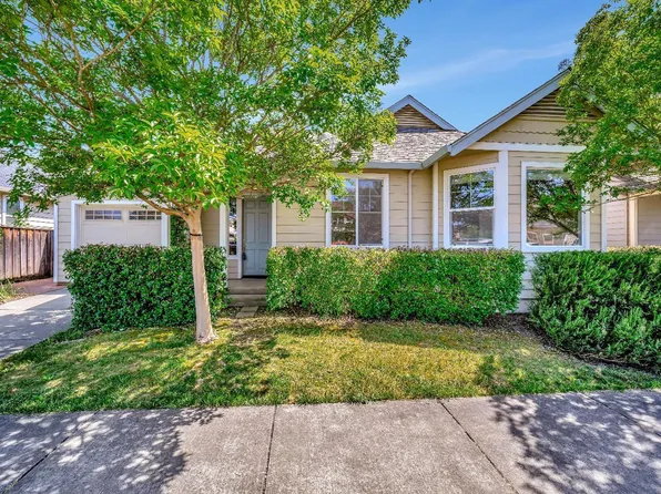 2134 Northfield Drive, Santa Rosa, CA 95403