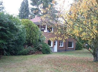 12742 Roosevelt Way NE, Seattle, WA 98125