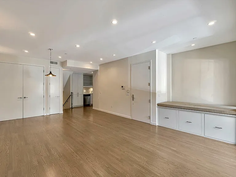 543 Grove St #1 — Photo 25