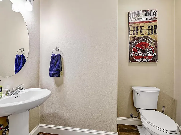 3921 W Payson Ave — Photo 10