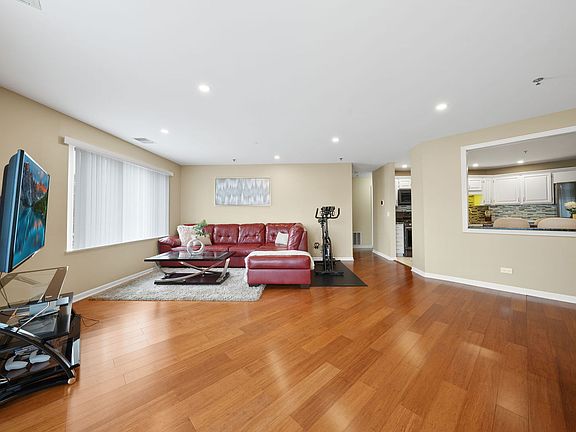 4th image of 451 Town Place Cir APT 203