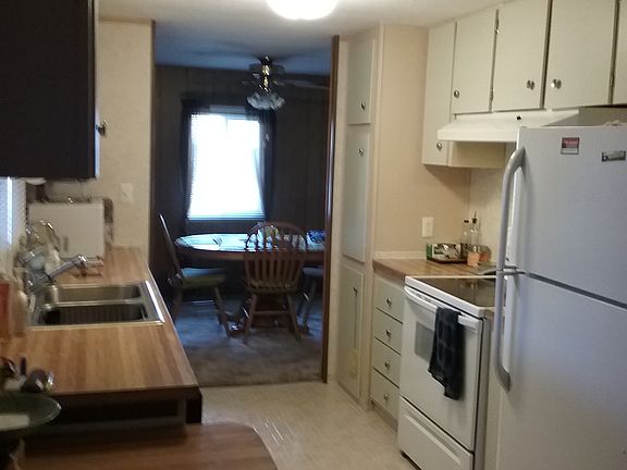 4th image of 3611 I St NE Unit 57