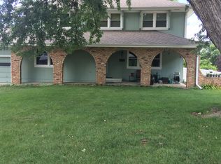 1129 Laport Dr, Papillion, NE 68046