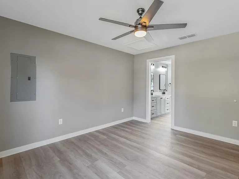 9360 County Road 3407 — Photo 18