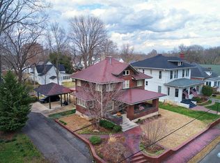 306 Walnut St, Paris, TN 38242