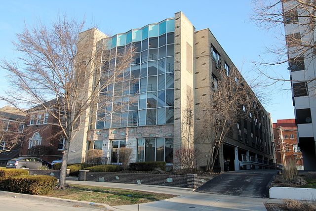 1st image of 938 North Blvd APT 206