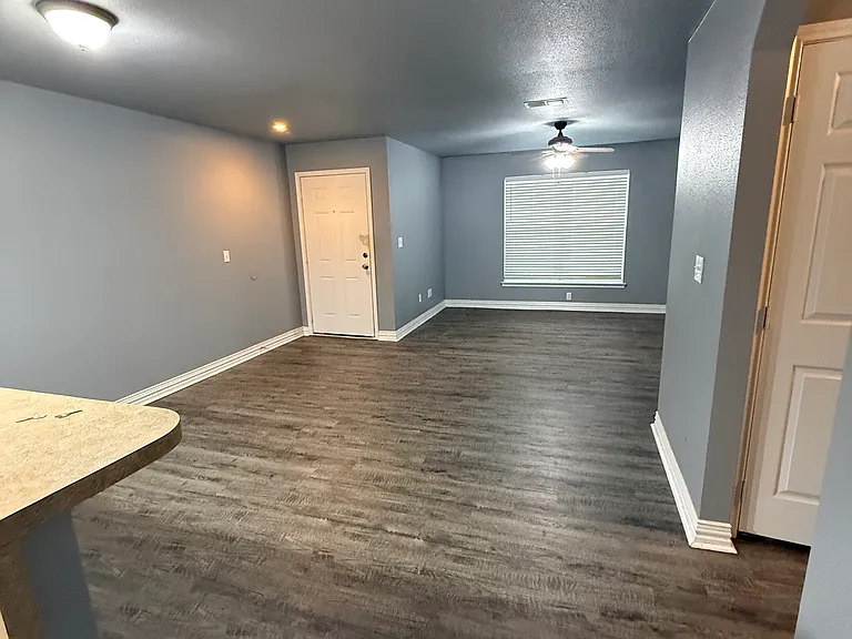 311 E Pine St #15 — Photo 18