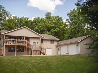 103 E Atchison St, Atchison, KS 66002
