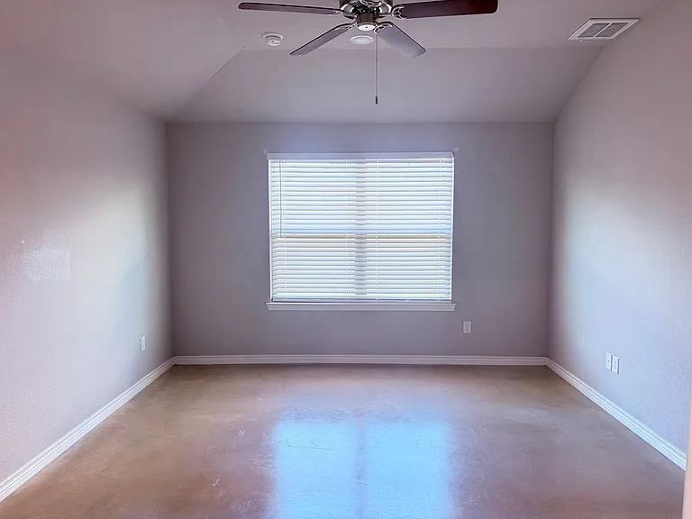 1459 Dryden Ave — Photo 9
