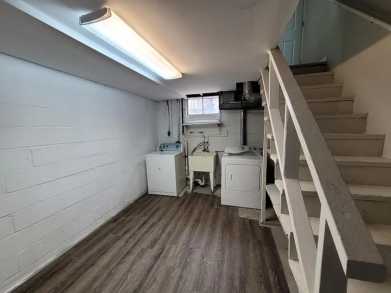 1043 Welsh Dr — Photo 30