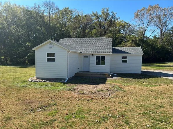 8750 N Amity Ave, Kansas City, MO 64153