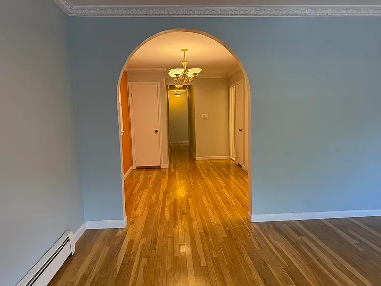67 Saint Pauls Ave #1 — Photo 7