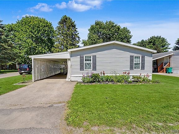 2nd image of 321 Parkview Dr