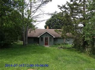 1280 Harmon Rd, Oakland, MI 48363