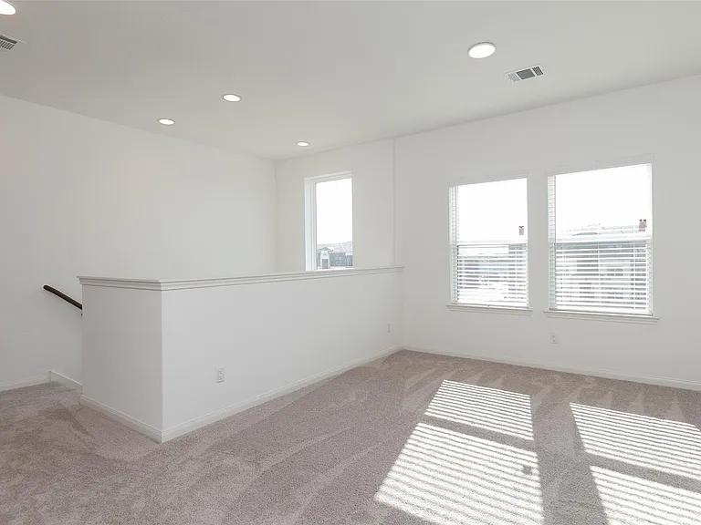 5303 Bruno St — Photo 22