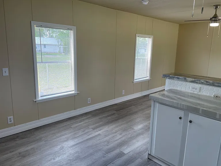 1714 Kenneth Ln — Photo 26