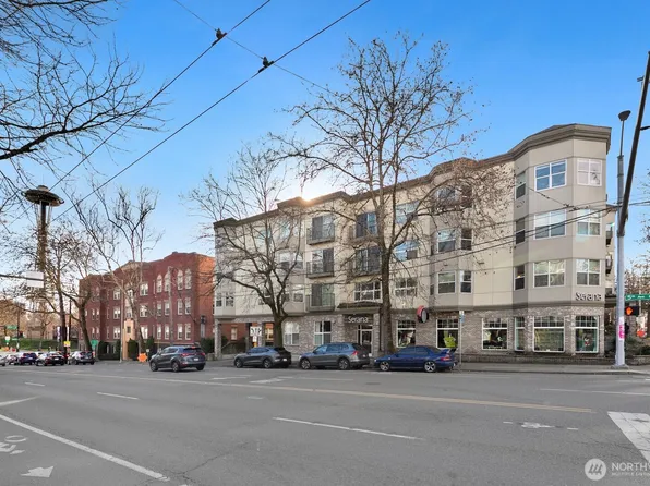 621 5 Avenue N #301, Seattle, WA 98109