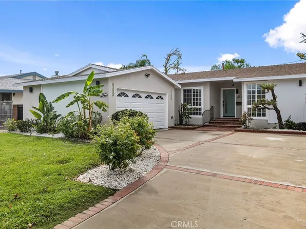 9233 Swinton Ave, North Hills, CA 91343