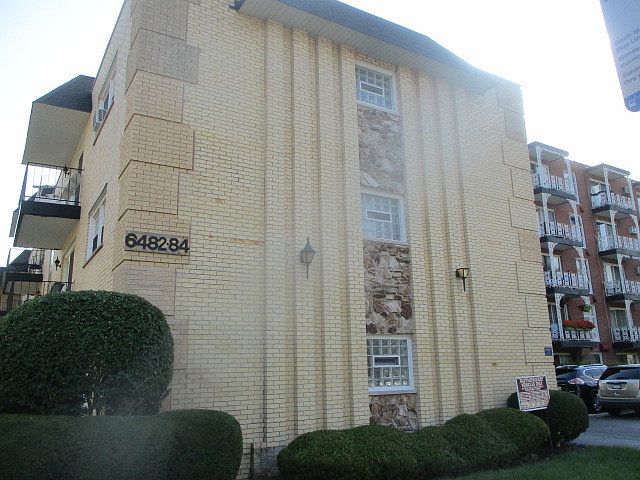 1st image of 6484 N Northwest Hwy