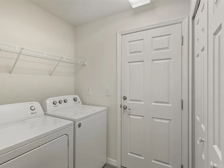 8007 Royal Ct — Photo 26
