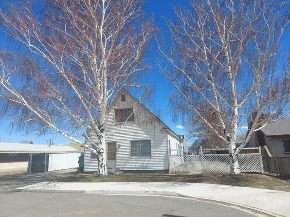 306 S Court St, Alturas, CA 96101