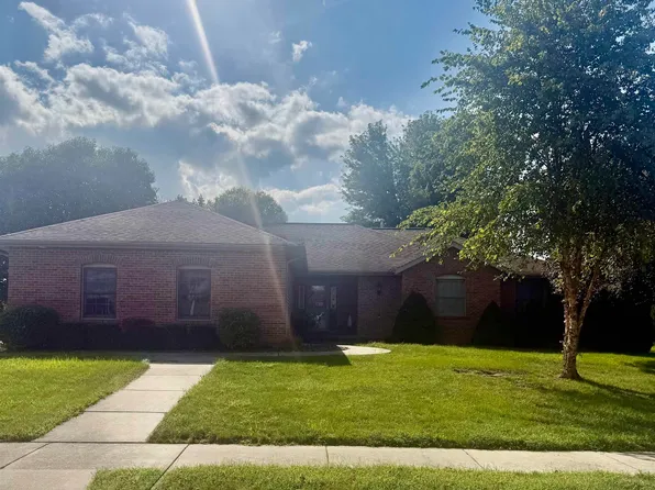 2509 Silver Lake Ct, Springfield, IL 62711