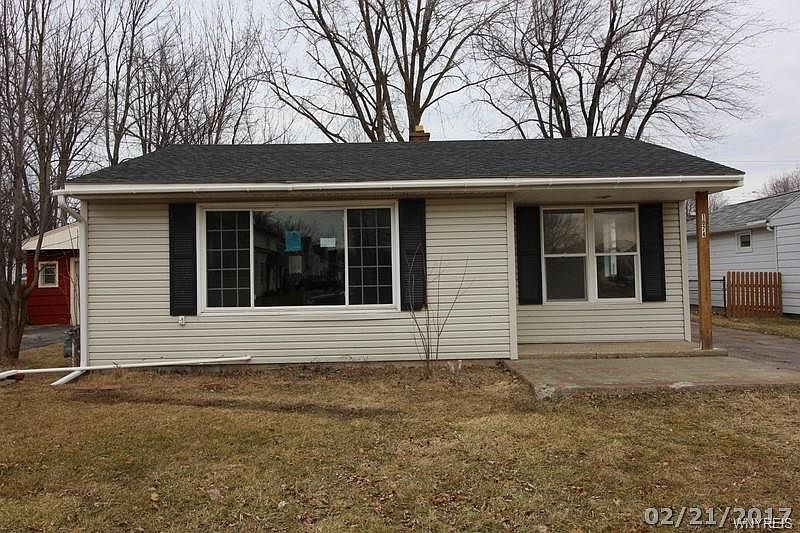 1st image of 1074 Highland Ave