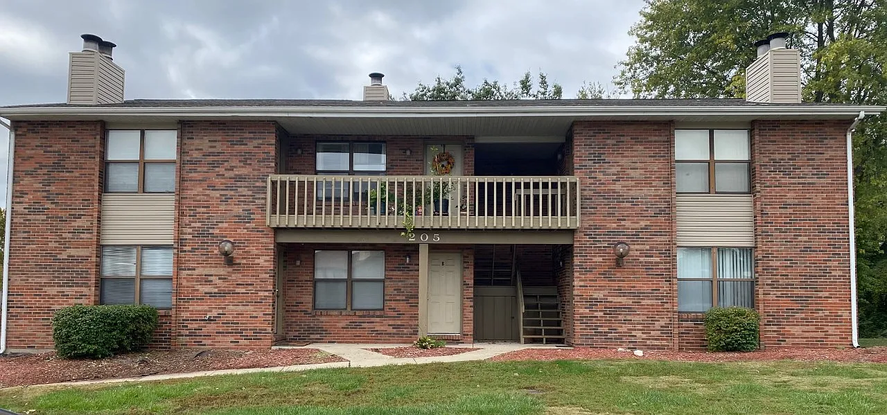 205 Melissa Ct #E photo 1