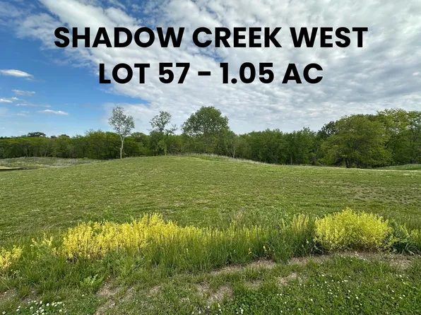 3527 NW 183rd St, Clive, IA 50325