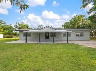 2701 Medulla Rd, Plant City, FL 33566