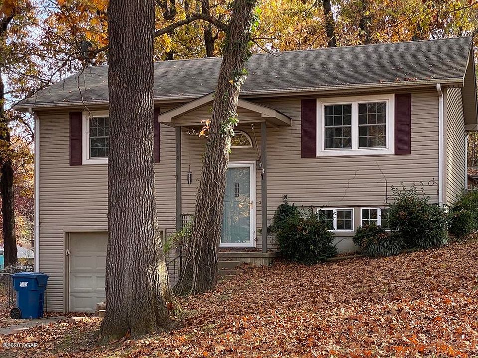 2nd image of 148 Red Oak Dr