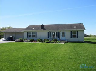 1025 Sand Ridge Rd, Bowling Green, OH 43402
