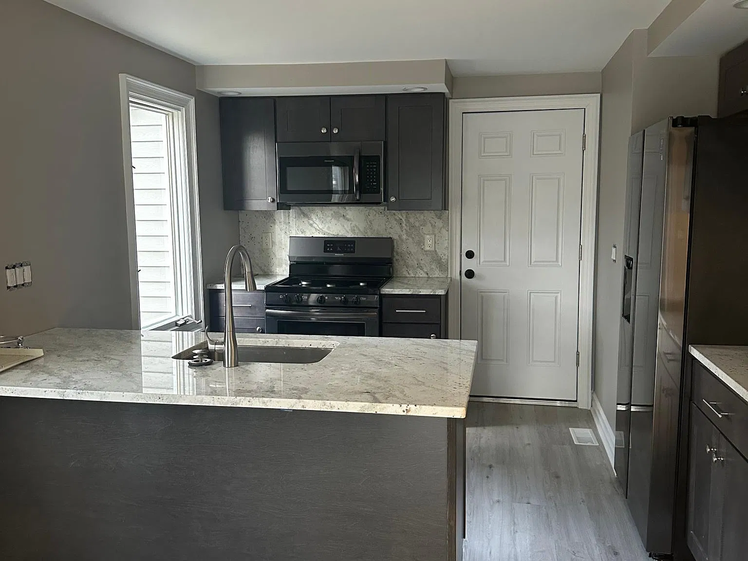 130 Pepper Tree Dr — Photo 3