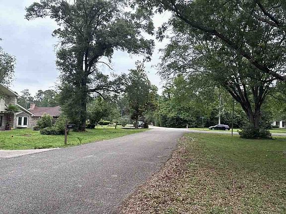 5th image of 794 Chicora Wood Ct