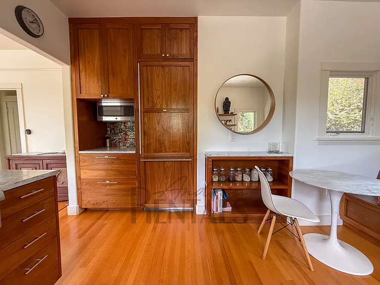 1187 Arch St — Photo 11