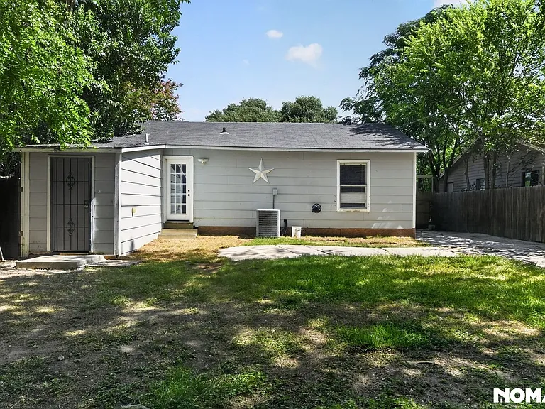 1534 Mardell St — Photo 27