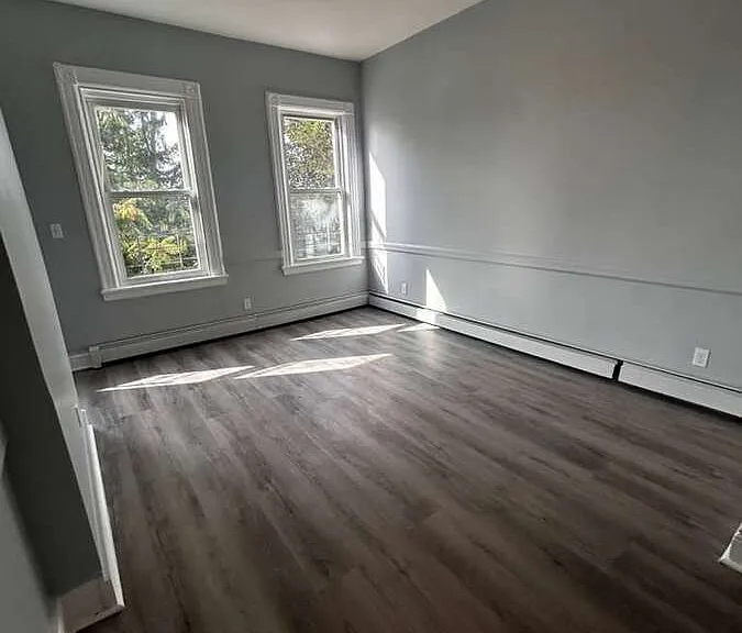 49 Victor St — Photo 1
