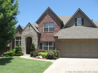 7261 E 111th Pl, Bixby, OK 74008