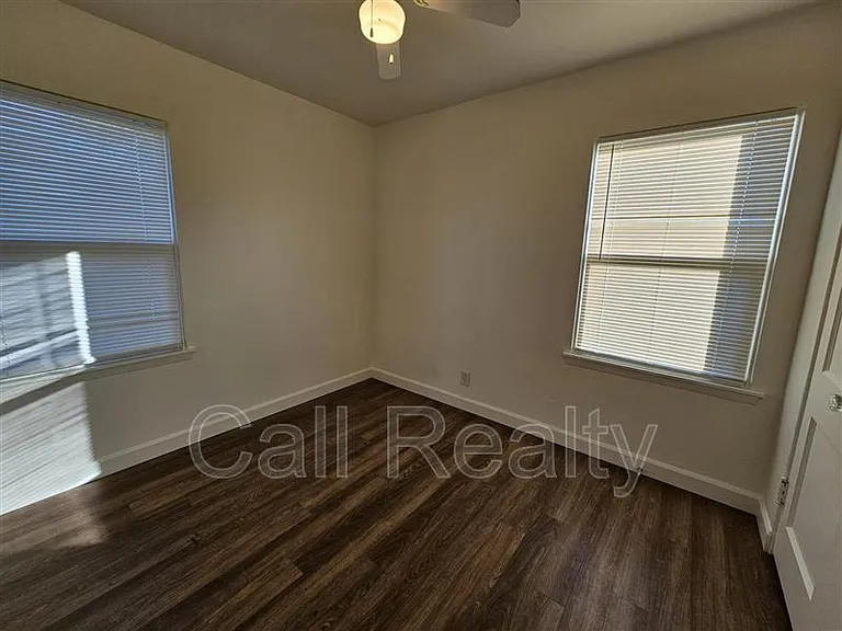 1603 E Lacrosse Ave — Photo 9